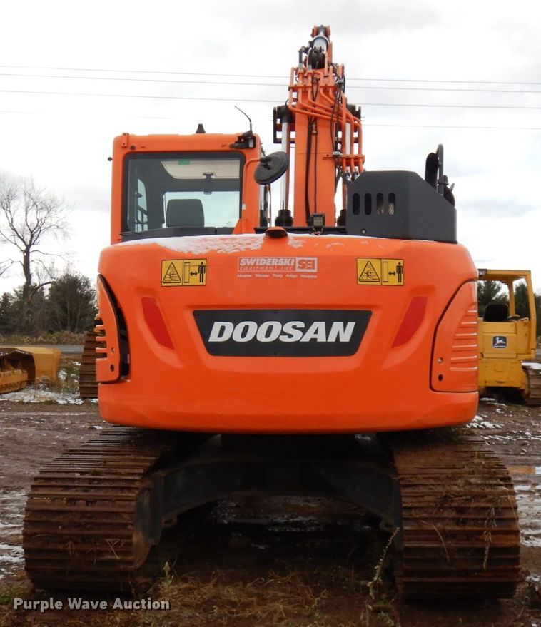 image for item HD9122 2014 Doosan DX140LCR  excavator