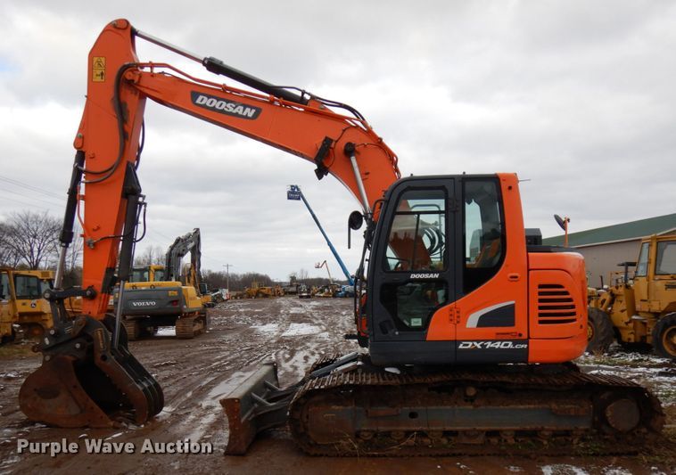 image for item HD9122 2014 Doosan DX140LCR  excavator