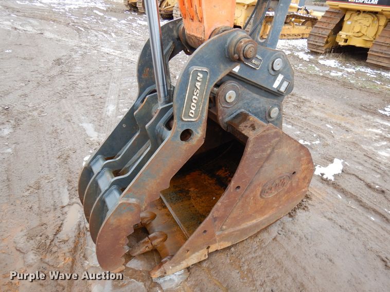 image for item HD9122 2014 Doosan DX140LCR  excavator