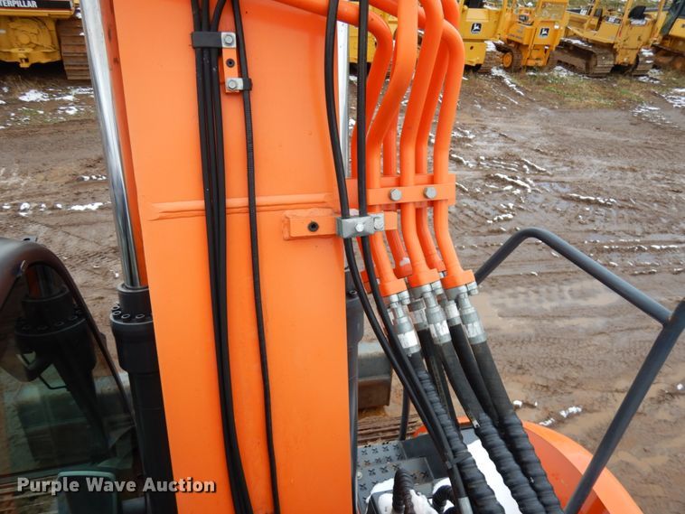 image for item HD9122 2014 Doosan DX140LCR  excavator