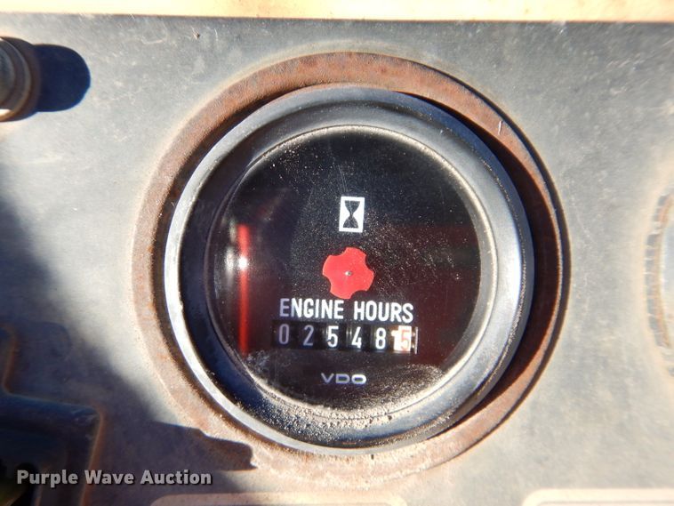 image for item HF9052 1995 Bomag BW142D-2  vibratory single drum roller