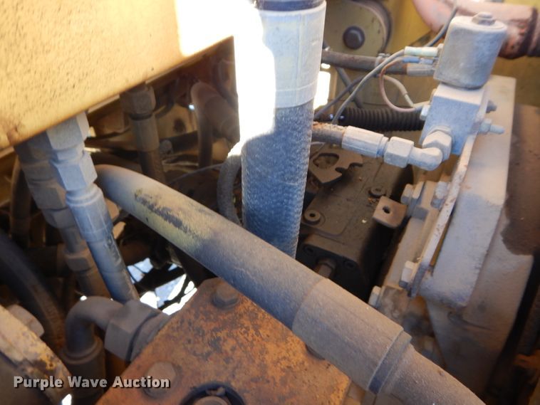 image for item HF9052 1995 Bomag BW142D-2  vibratory single drum roller