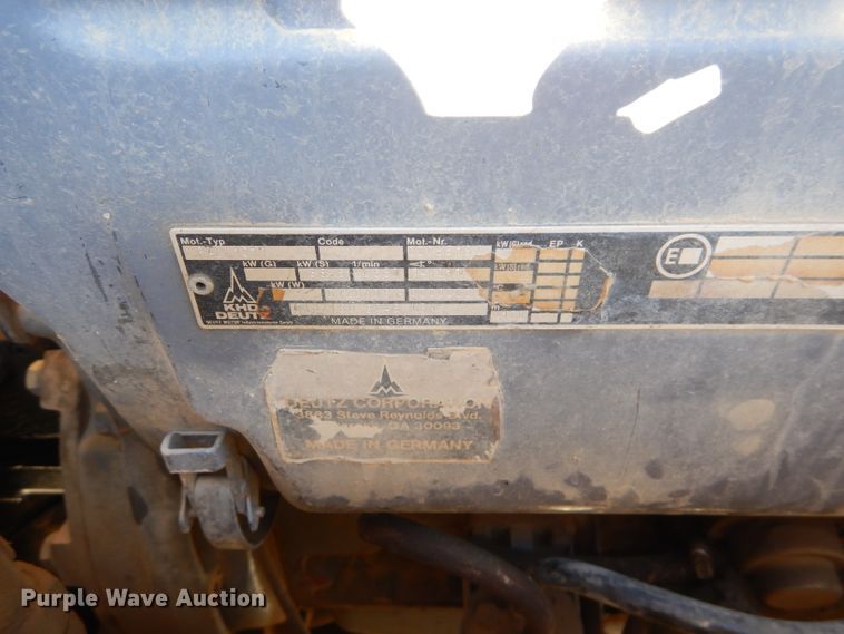 image for item HF9052 1995 Bomag BW142D-2  vibratory single drum roller