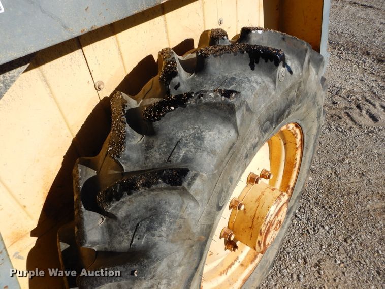 image for item HF9052 1995 Bomag BW142D-2  vibratory single drum roller