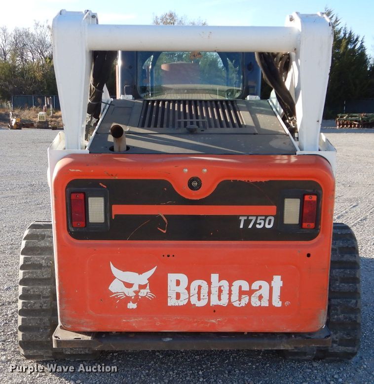 image for item HF9055 2015 Bobcat T750  tracked skid steer loader