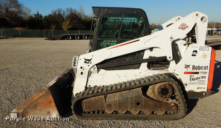 image for item HF9055 2015 Bobcat T750  tracked skid steer loader
