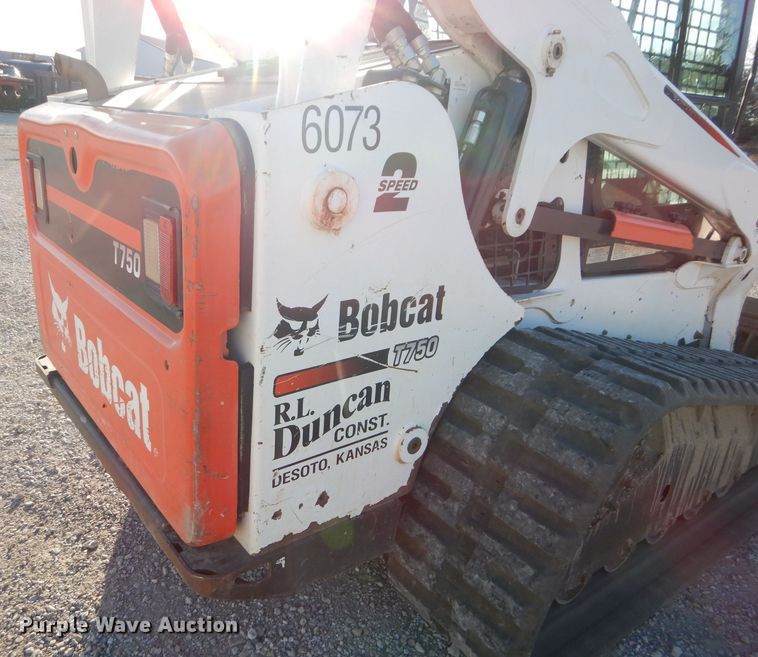 image for item HF9055 2015 Bobcat T750  tracked skid steer loader