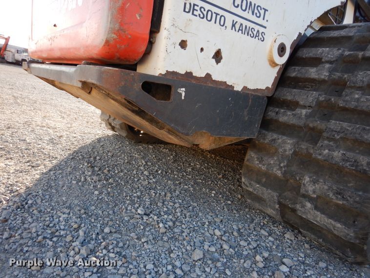 image for item HF9055 2015 Bobcat T750  tracked skid steer loader