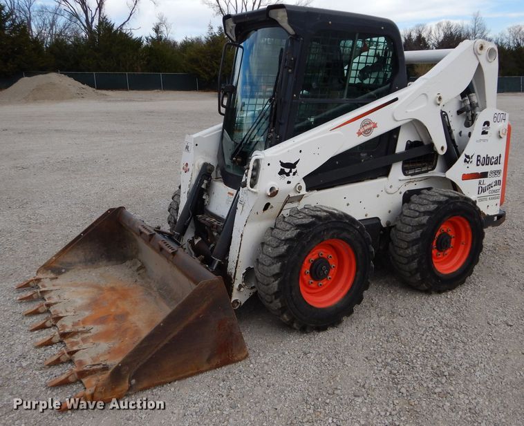 image for item HF9056 2015 Bobcat S650  skid steer loader