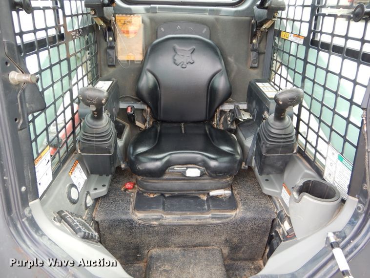 image for item HF9056 2015 Bobcat S650  skid steer loader