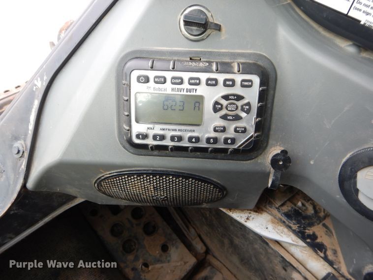 image for item HF9056 2015 Bobcat S650  skid steer loader