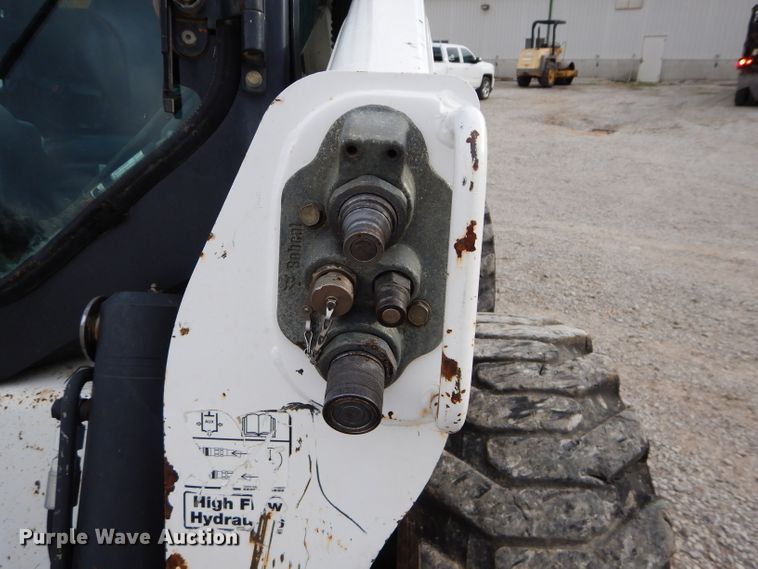 image for item HF9056 2015 Bobcat S650  skid steer loader