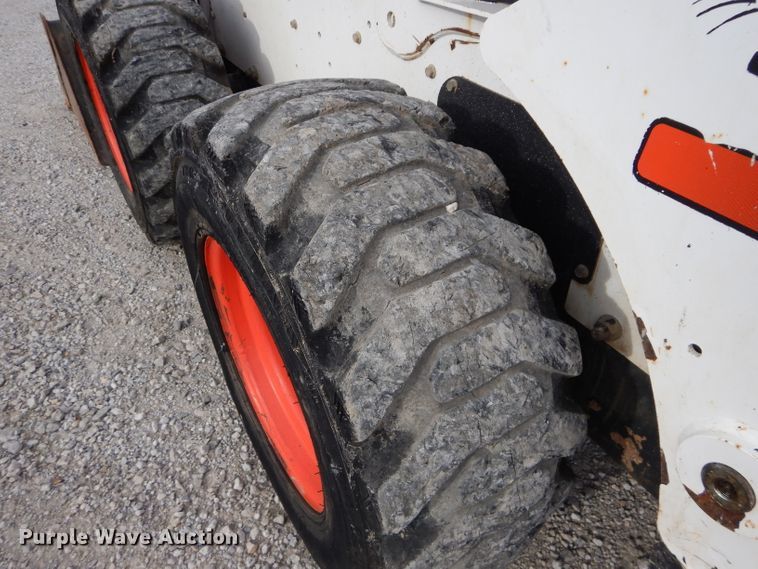 image for item HF9056 2015 Bobcat S650  skid steer loader