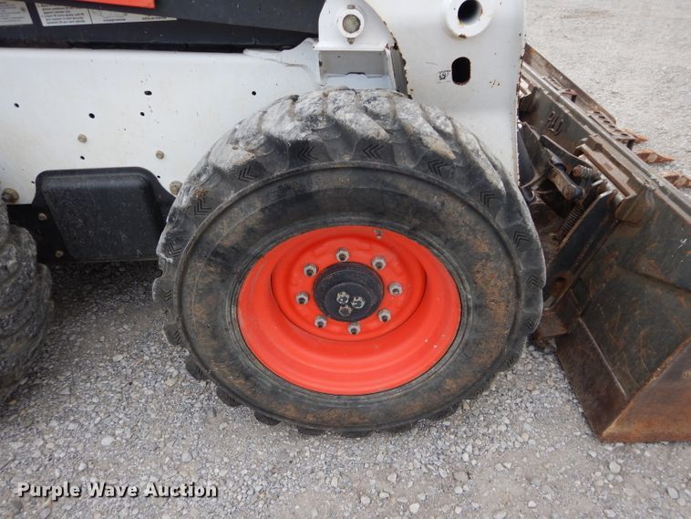 image for item HF9056 2015 Bobcat S650  skid steer loader