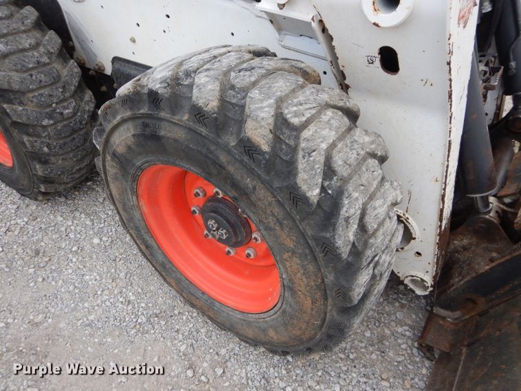 image for item HF9056 2015 Bobcat S650  skid steer loader