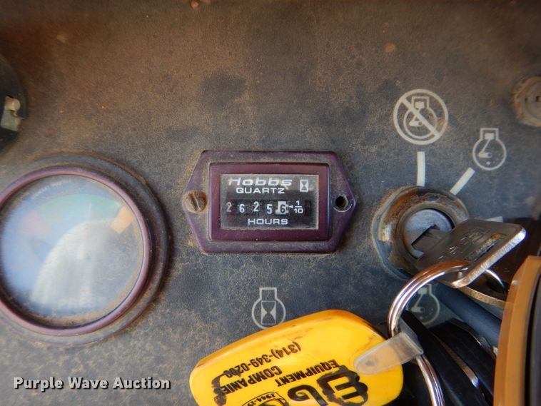 image for item HF9057 1998 Case 550G  dozer