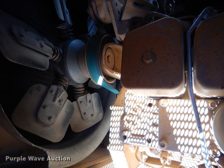 image for item HF9057 1998 Case 550G  dozer