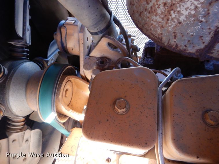 image for item HF9057 1998 Case 550G  dozer