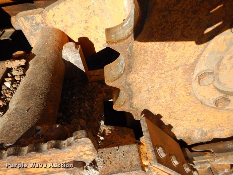 image for item HF9057 1998 Case 550G  dozer