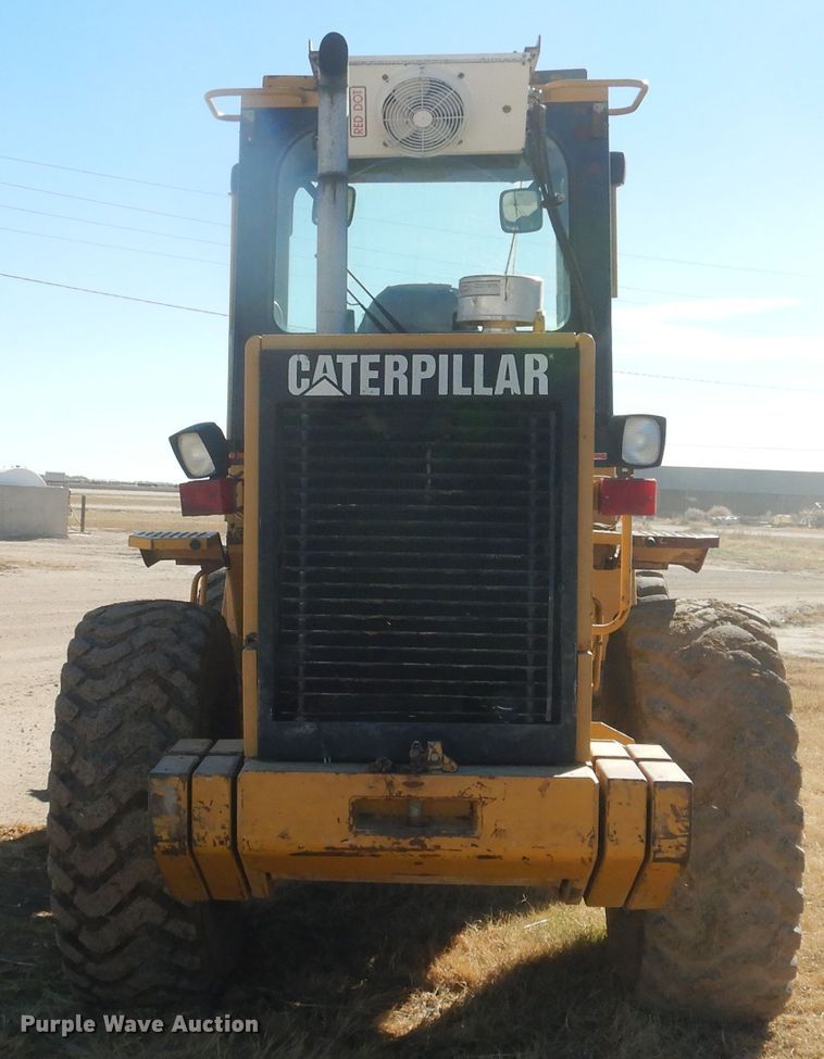 image for item HL9518 1999 Caterpillar 924F  wheel loader