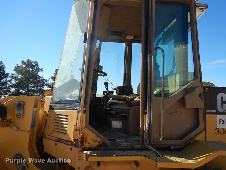 image for item HL9518 1999 Caterpillar 924F  wheel loader