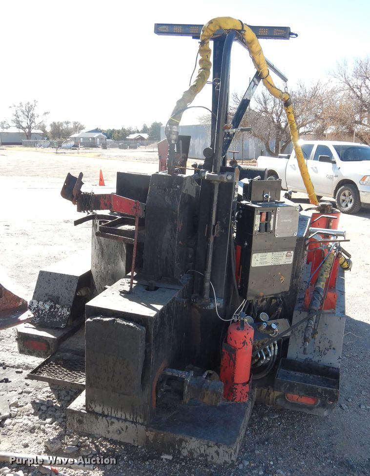 image for item HL9521 2013 Cimline 230DH melter applicator