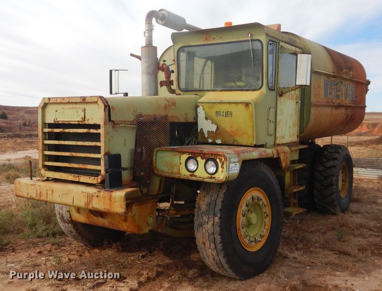 image for item HL9522 Euclid 270FD  water wagon