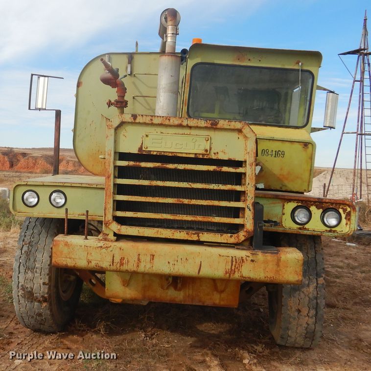 image for item HL9522 Euclid 270FD  water wagon