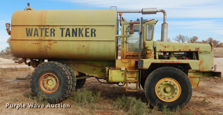 image for item HL9522 Euclid 270FD  water wagon