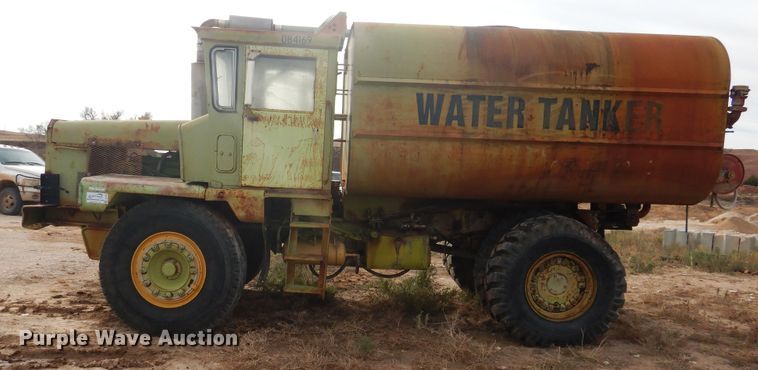 image for item HL9522 Euclid 270FD  water wagon