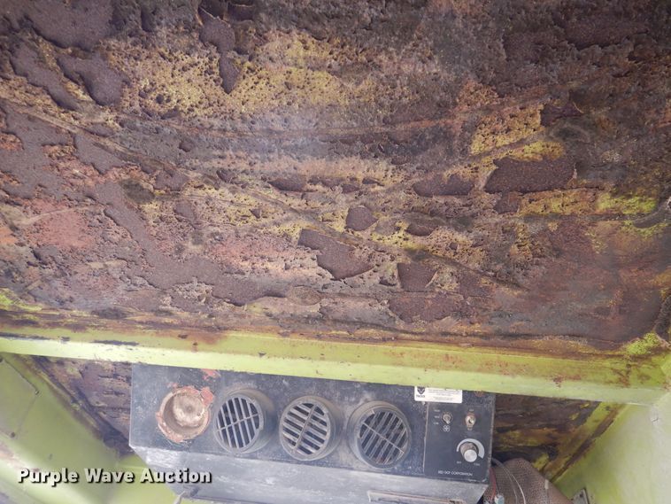 image for item HL9522 Euclid 270FD  water wagon