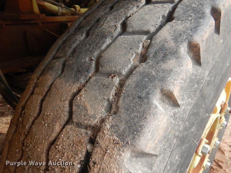 image for item HL9522 Euclid 270FD  water wagon