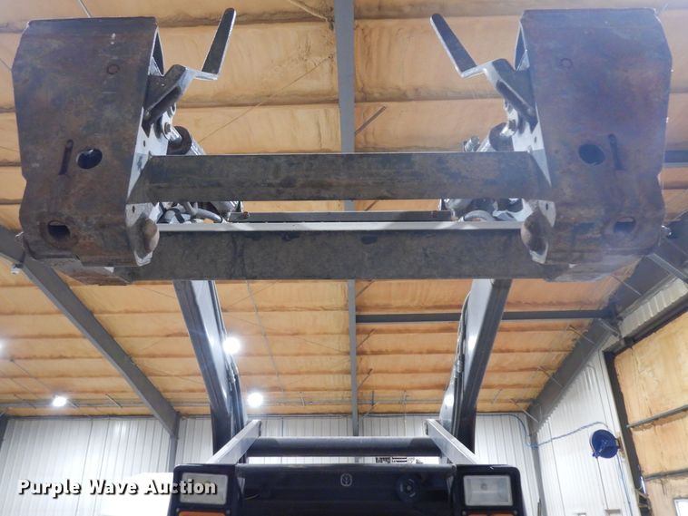 image for item HN9425 2006 New Holland L170  skid steer loader