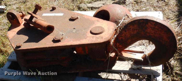 image for item HR9617 (3) crane blocks