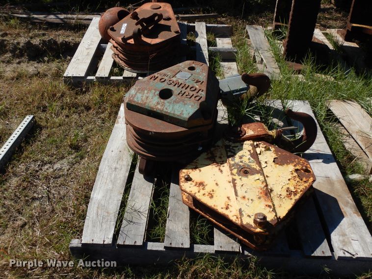 image for item HR9617 (3) crane blocks