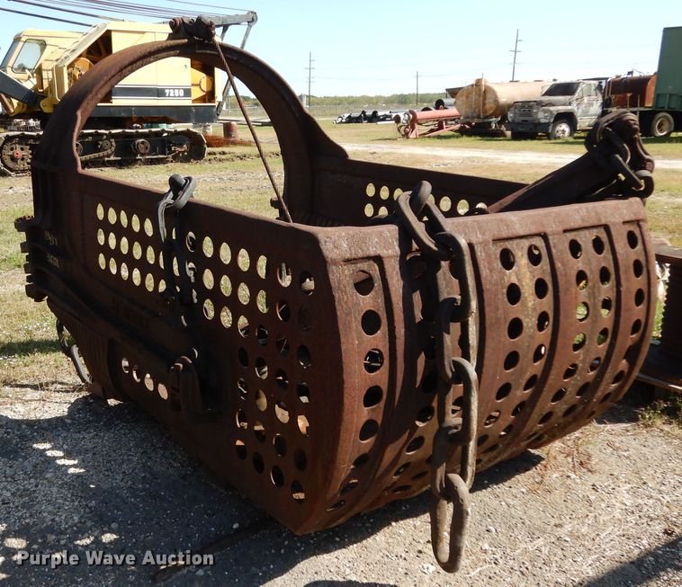 image for item HR9618 Hendrix 51701 dragline bucket