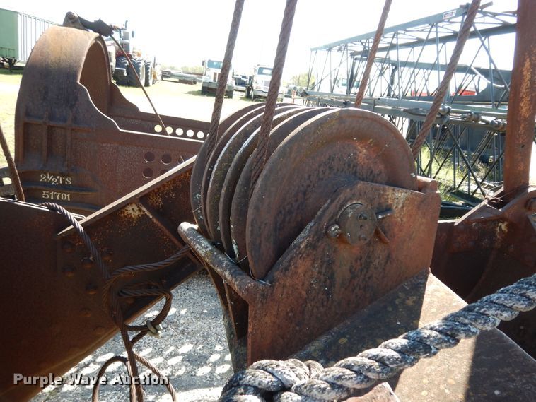 image for item HR9619 Hendrix 40MS clamshell bucket