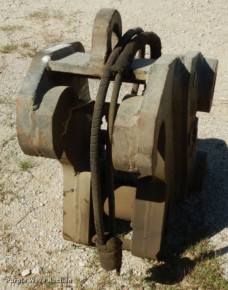 image for item HR9623 ACS excavator quick attach