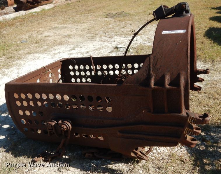 image for item HR9626 (2) crane buckets