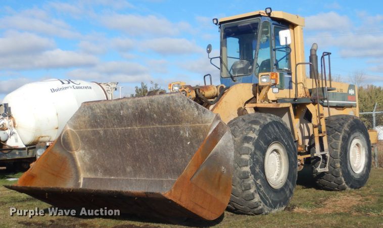 image for item HS9410 1990 Komatsu WA500-1L  wheel loader