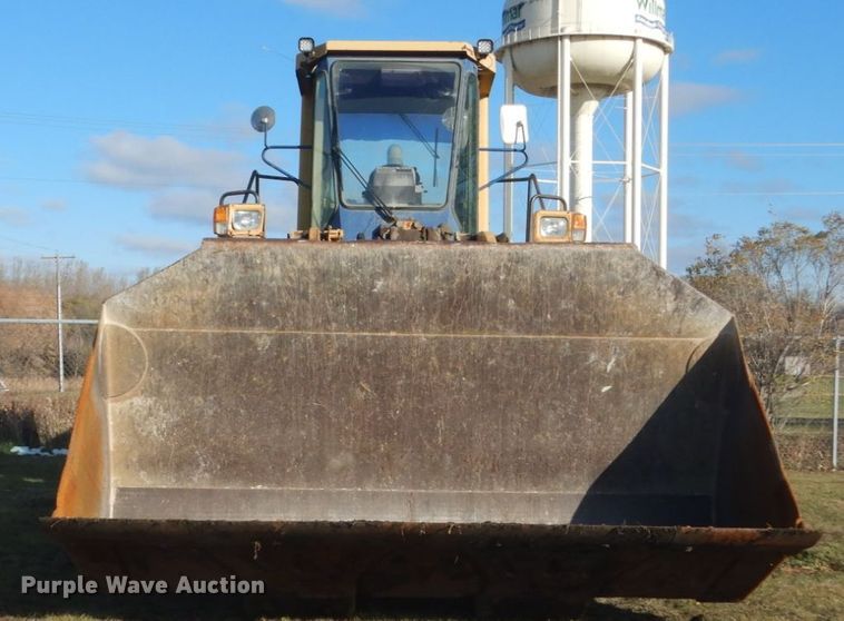 image for item HS9410 1990 Komatsu WA500-1L  wheel loader