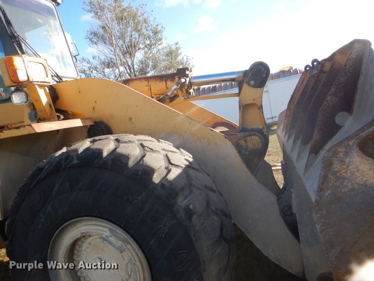image for item HS9410 1990 Komatsu WA500-1L  wheel loader