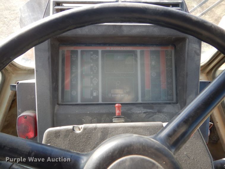 image for item HS9410 1990 Komatsu WA500-1L  wheel loader