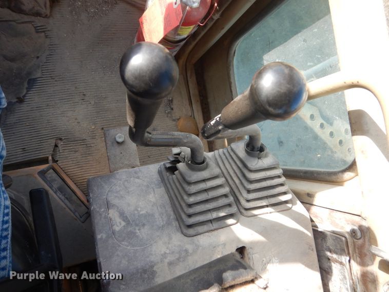 image for item HS9410 1990 Komatsu WA500-1L  wheel loader