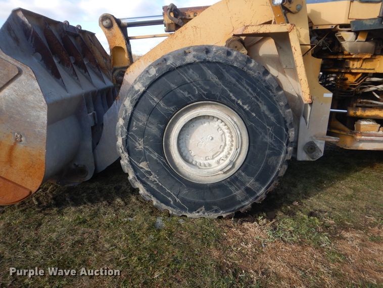 image for item HS9410 1990 Komatsu WA500-1L  wheel loader