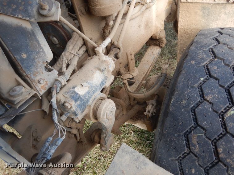 image for item HS9411 1999 International Paystar 5000  ready mix truck