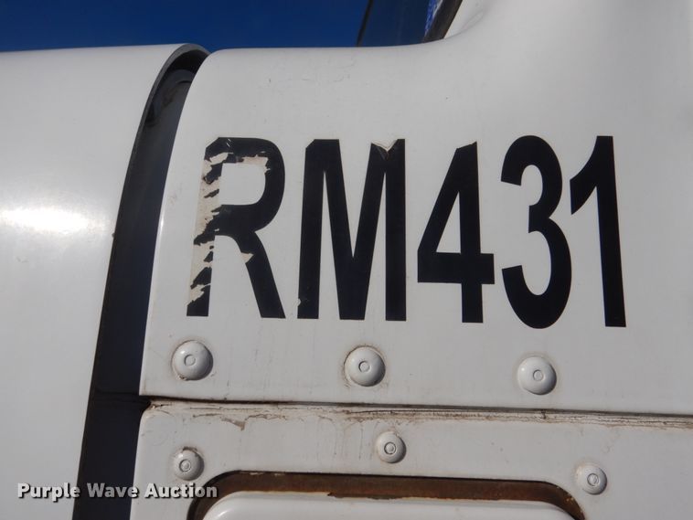 image for item HS9411 1999 International Paystar 5000  ready mix truck