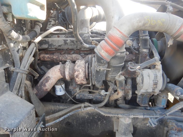 image for item HS9412 1999 International Paystar 5000  ready mix truck