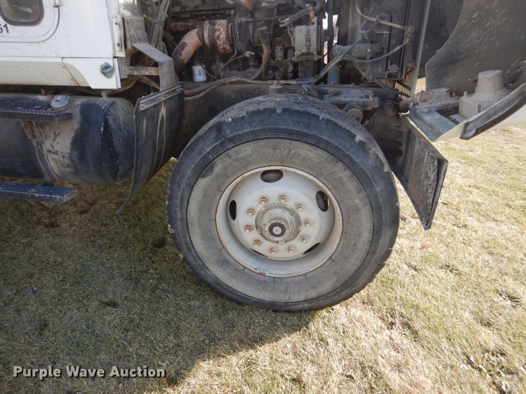 image for item HS9412 1999 International Paystar 5000  ready mix truck