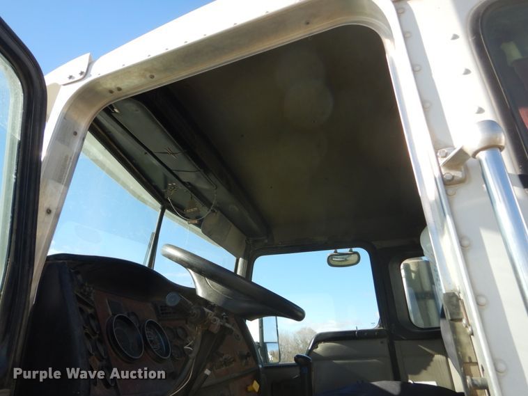 image for item HS9413 2006 Kenworth W900  ready mix truck